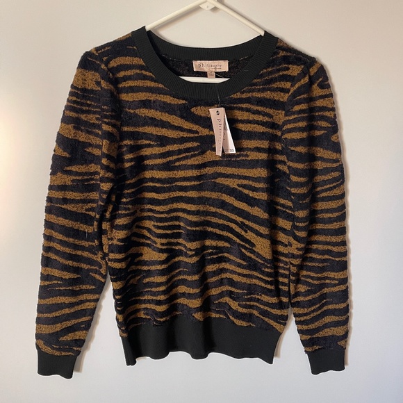 Philosophy Sweaters - NWT Philosophy‎ Textured Animal Print Sweater Size M